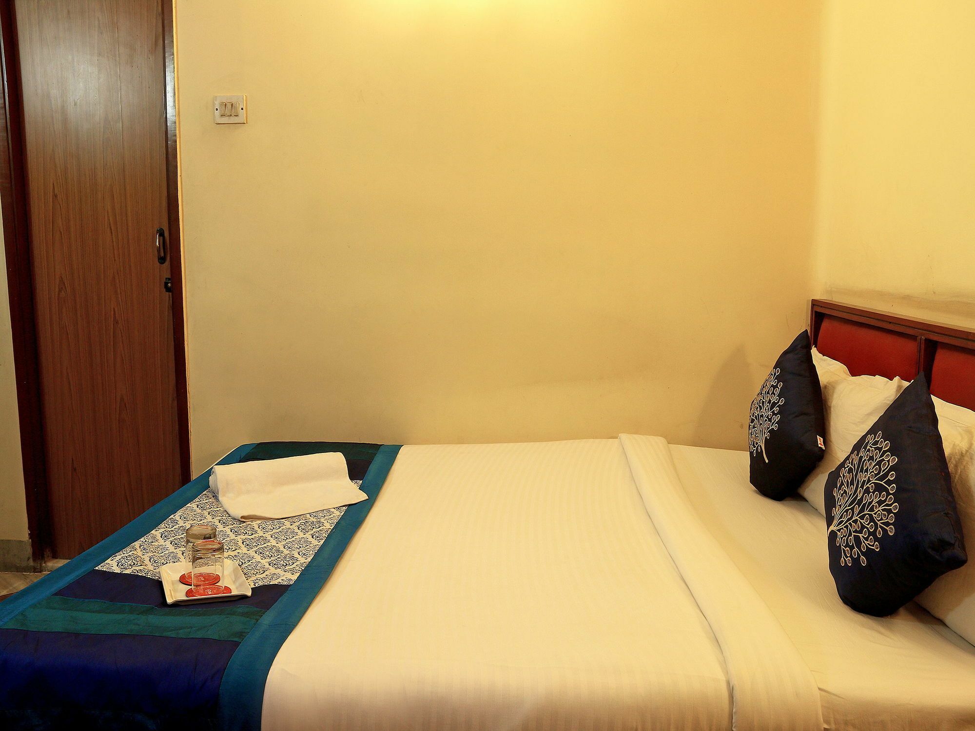 Oyo 4621 Hotel Camac Plaza كولكاتا المظهر الخارجي الصورة