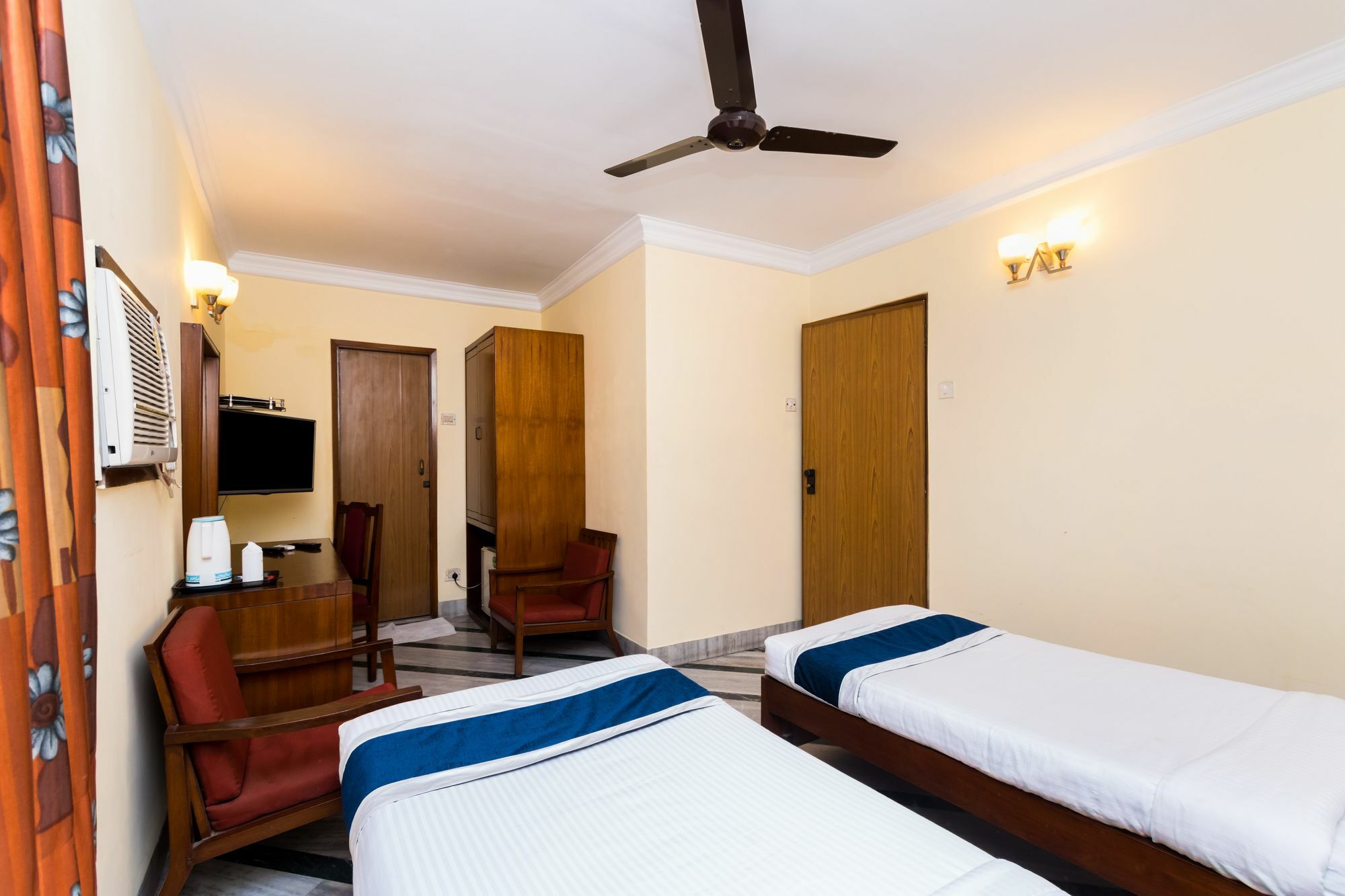 Oyo 4621 Hotel Camac Plaza كولكاتا المظهر الخارجي الصورة